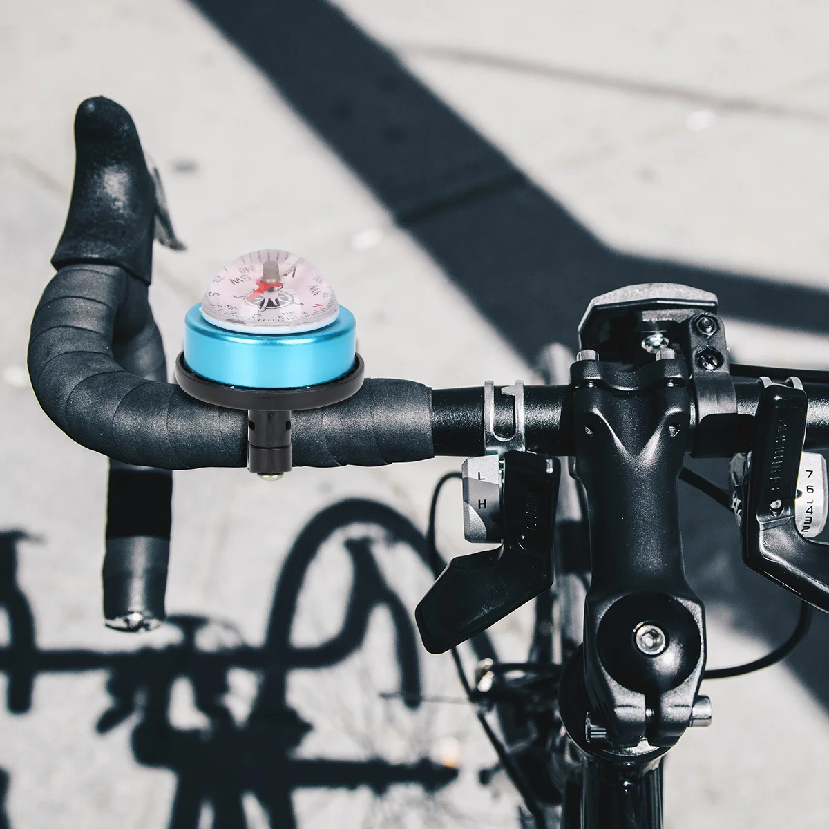 

Bike Bell Ring with Compass Functional Warning Indicator for Mountain Bikes and E-Bikes Easy Installation Rain Resistant Blue