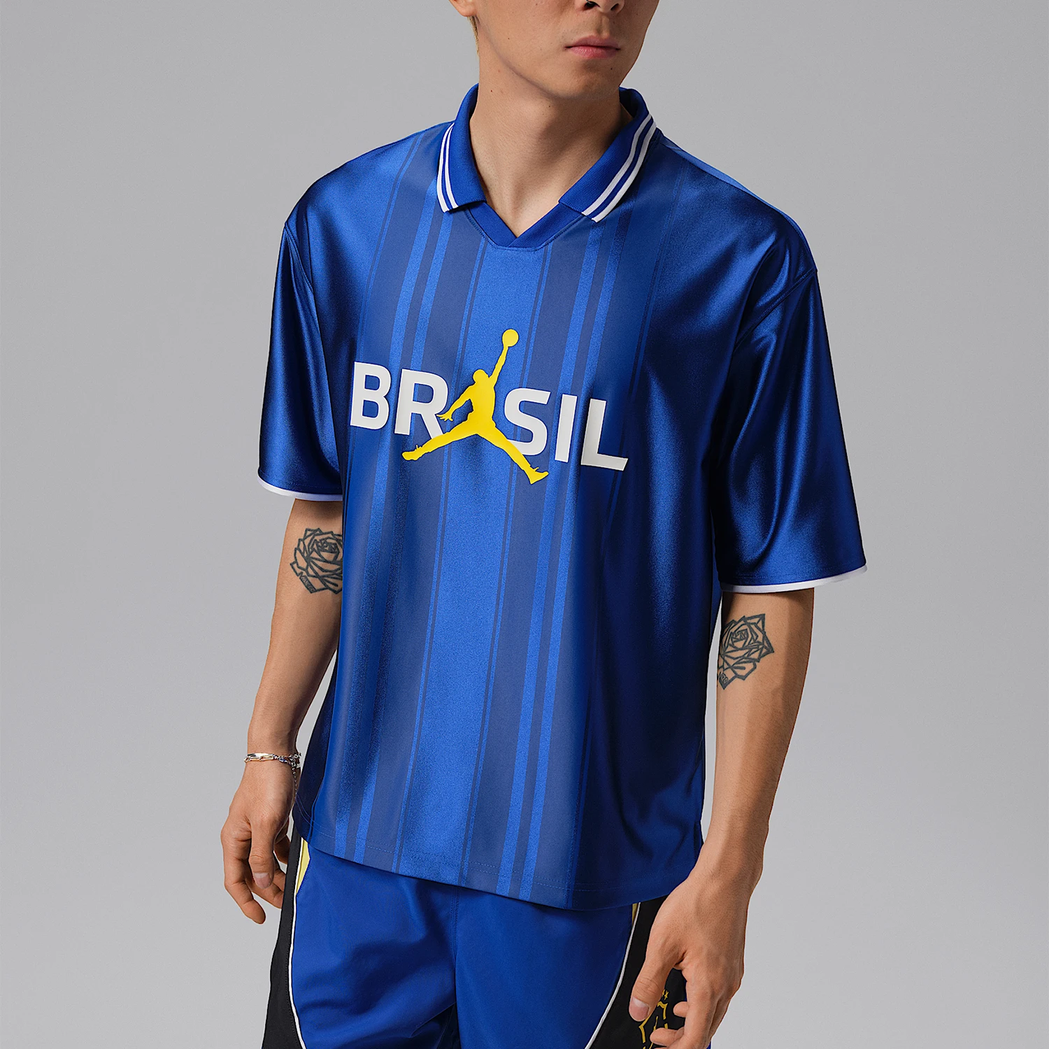 t-shirt-a-col-pour-homme-nike-jordan-authentique-nouveau-t-shirt-a-col-pour-homme-ii5382-417