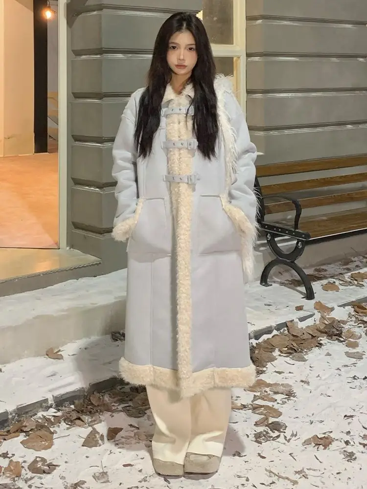 Inverno 2024 Pelliccia di agnello da donna Jaet di media lunghezza Calore Splicing Design High-End Feel Pendolarismo Sle Versione coreana Lungo Sve