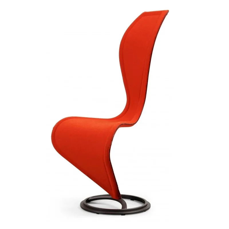 

Nordic modern minimalist designer fiberglass backrest living room leisure chair hotel S-shaped sofa chair modern light luxury