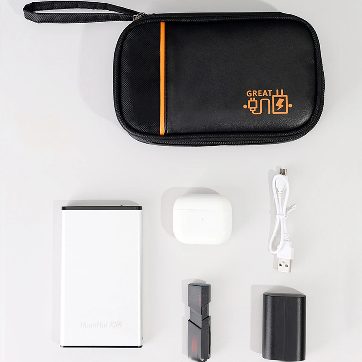 Hand data cable storage bag Mobile phone charger storage bag anti-collision headphone storage bag