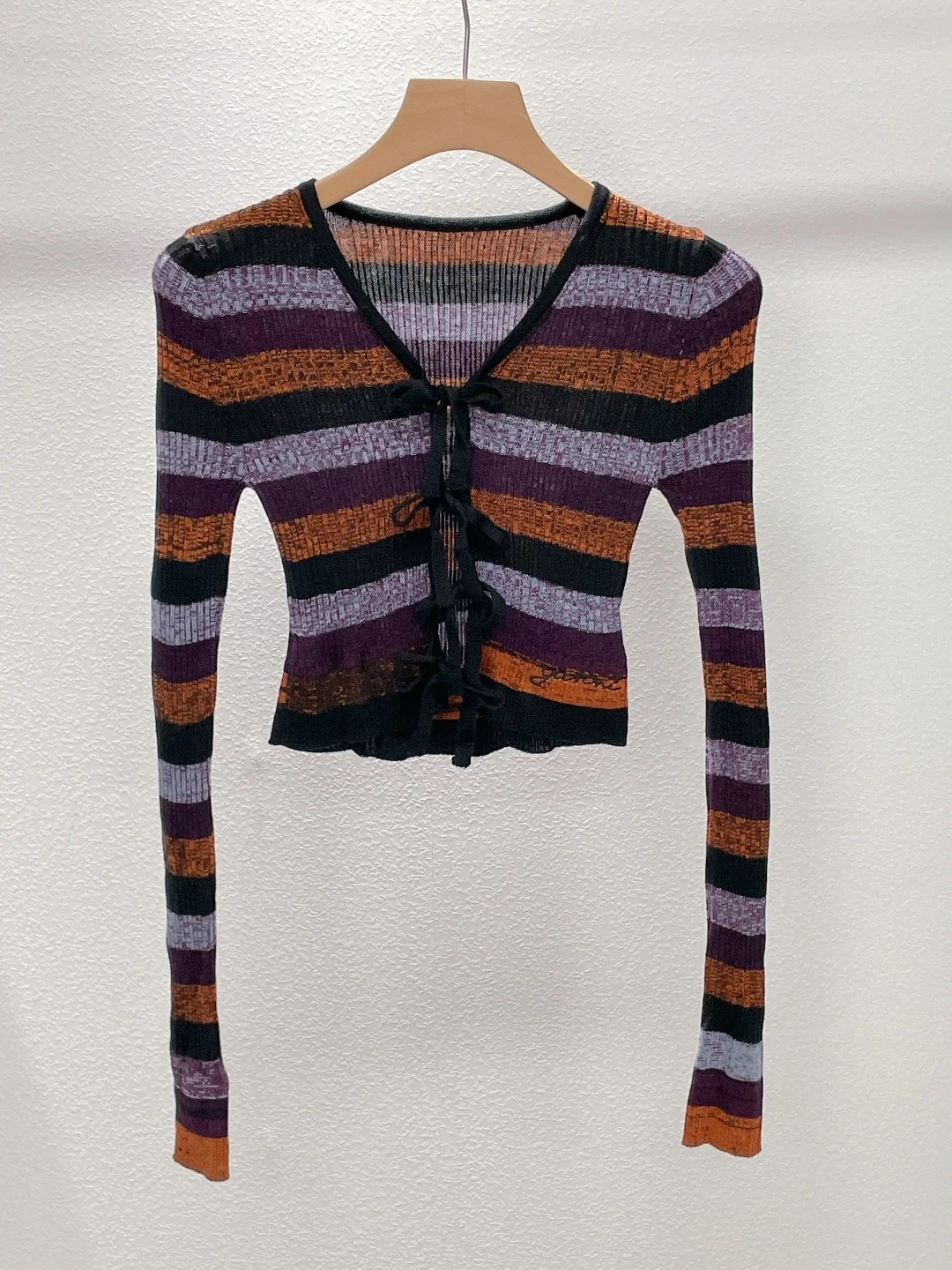 

Spring 2026 Women's Slim Fit Knitted Cardigan Wool Stripe Bow Tie Wrap Long Sve V-Ne ort Length American Sle