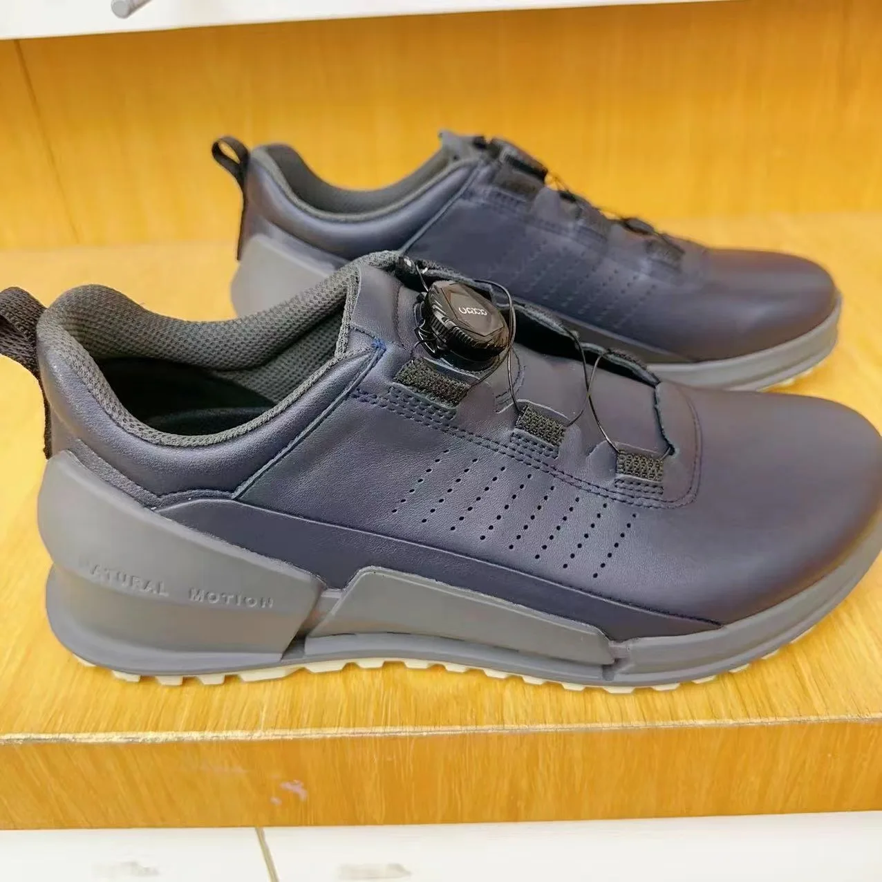 Trendy Genuine Leather Shoes Men Technology Automatic Buckle Loafers Walking Famous Original Sneakers Streetwear Outdoor Hiking