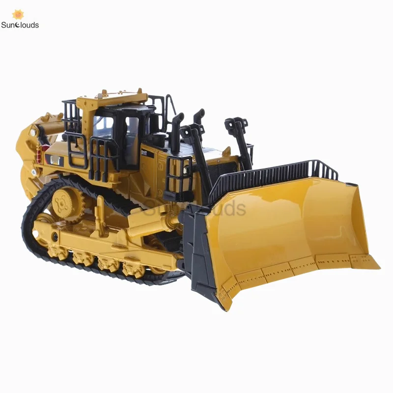 DM CAT D11 Caterpillar bulldozer engineering truck alloy model 85637 with two sets of accessories 1:64 Die Cast Model Toy Car