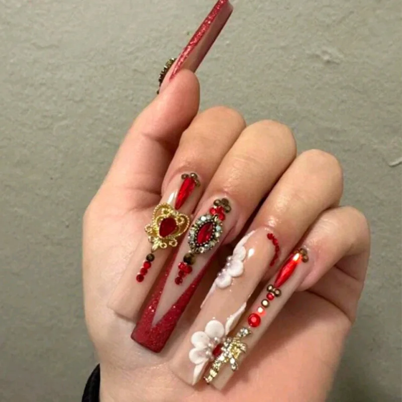 30PCS New collection of nail accessories: red heart-shaped gemstone, alloy-plated with diamonds, water droplet design.