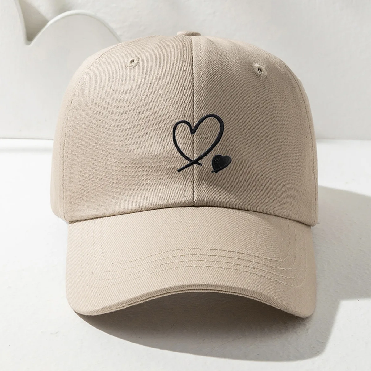 Embroidered Love Customized Pure Cotton Baseball Hat for Men and Women Outdoor Sunscreen Soft Top