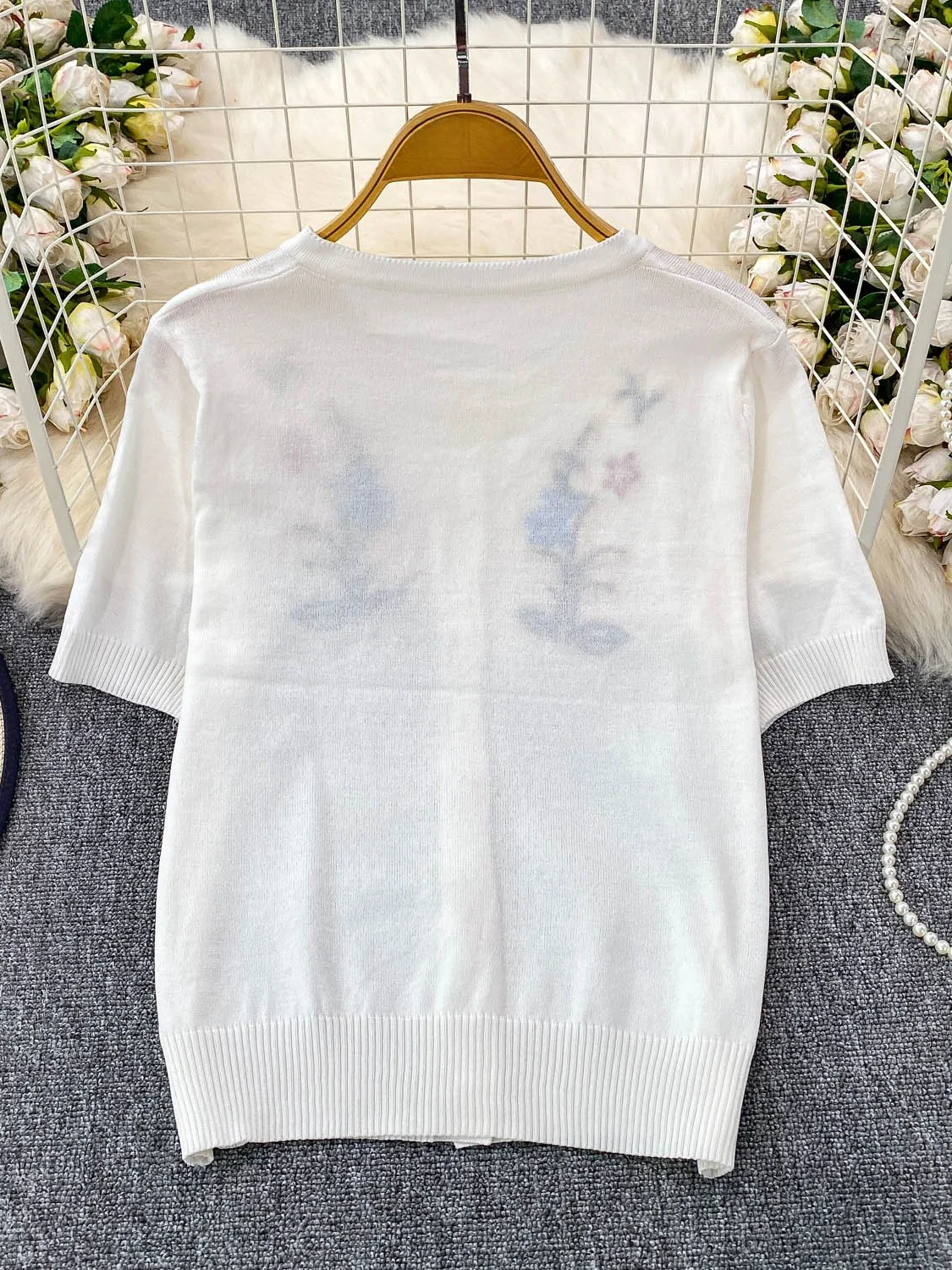 

Faionable Embroidered round Ne Knitted T-irt Women's Single Button Top Summer New Sle Korean Version Loose Fit ort ...