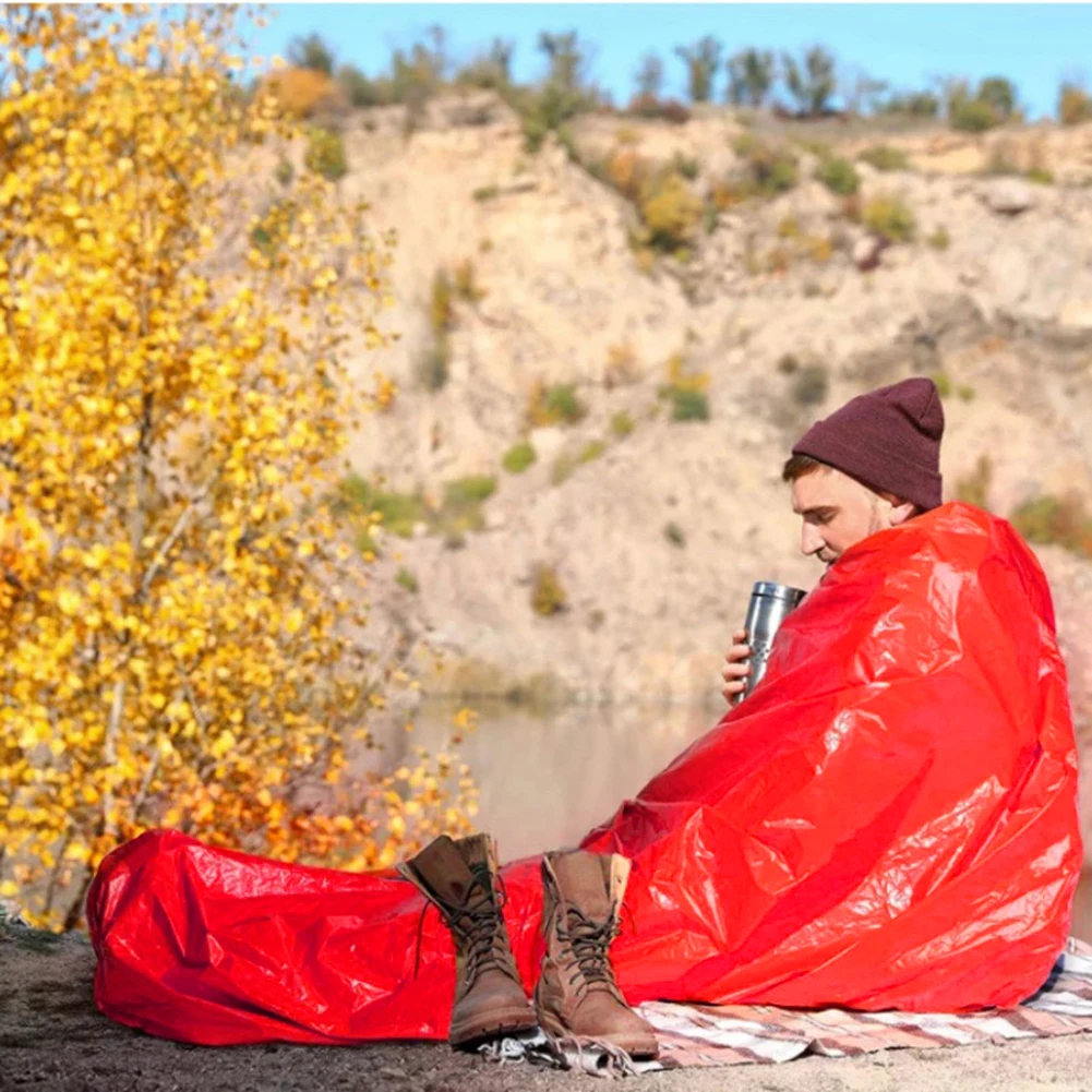 แบบพกพากันน้ําฉุกเฉิน Survival Sleeping Bag กลางแจ้ง Edc Camping Gear ความร้อนกระสอบ First Aid Rescue Kit Mylar ผ้าห่ม ﻿