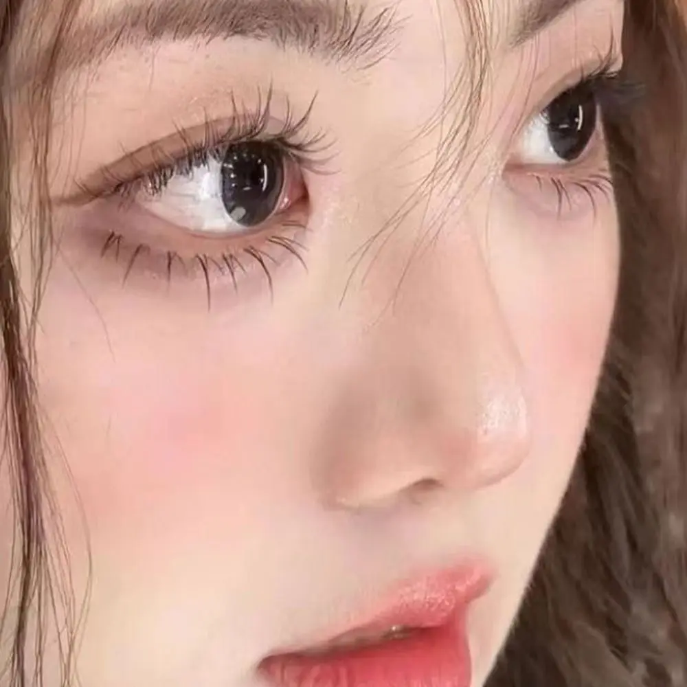 ボリュームたっぷり、接着剤不要、セルフ接着式のまつげクラスター、自然に目を大きく見せる、スイートカールのつけまつげクラスター