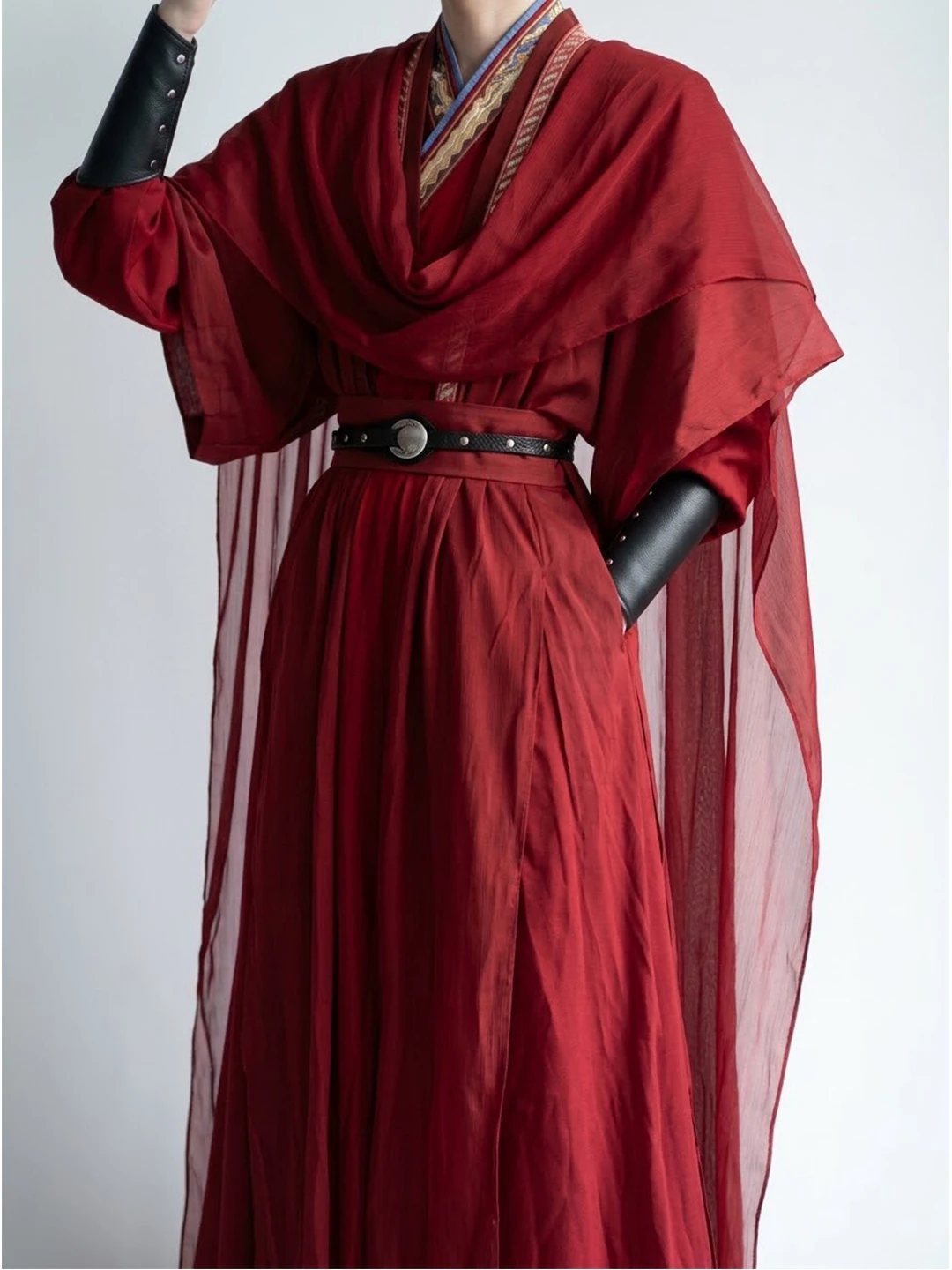 Red Universal Martial Arts Costume for Men And Women Suitable for Cosplay And Traditional Chinese Style Exhibitions