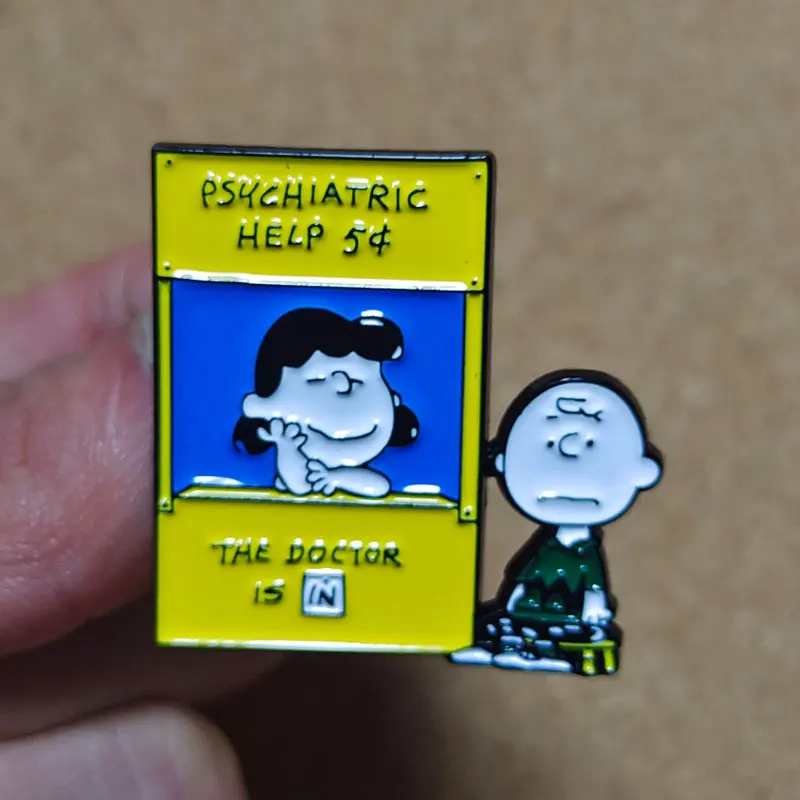 Peanuts Enamel Pins Psuchiatric Help 5c The Doctor Is In Brooches for Women Cartoon Badge on Backpack Hat Decoration Accessories