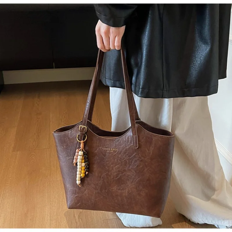 

Stylish Ladies Hand Bags Made Of Faux Leather Featuring Breathable Trendy Vilnius Vintage Lightweight Soft Daily Look​