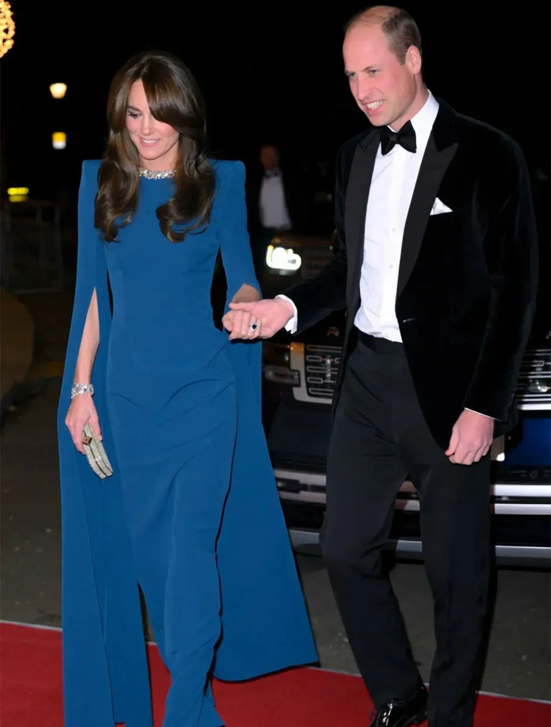 

Customized Long O-Neck Celebrity Dresses with Cape Sleeve Mermaid Crepe Floor Length Formal Dresses for Women