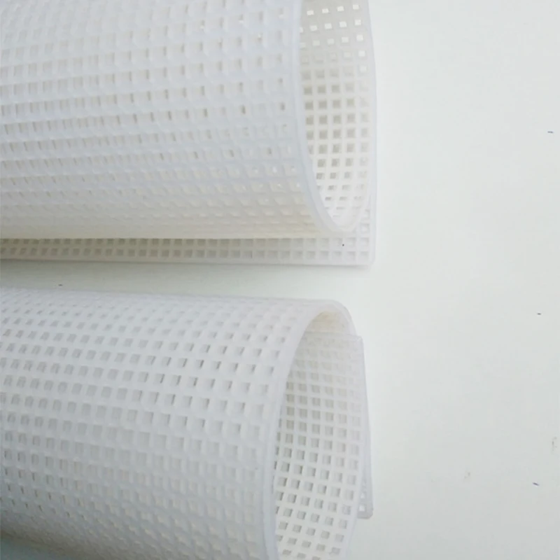 Plastic Mesh Cloth Bag Rug Thread Hook Craft Supplies DIY Handcraft Latch Hook Accessory Hook Crafts Durable Grid 33*50CM image 5
