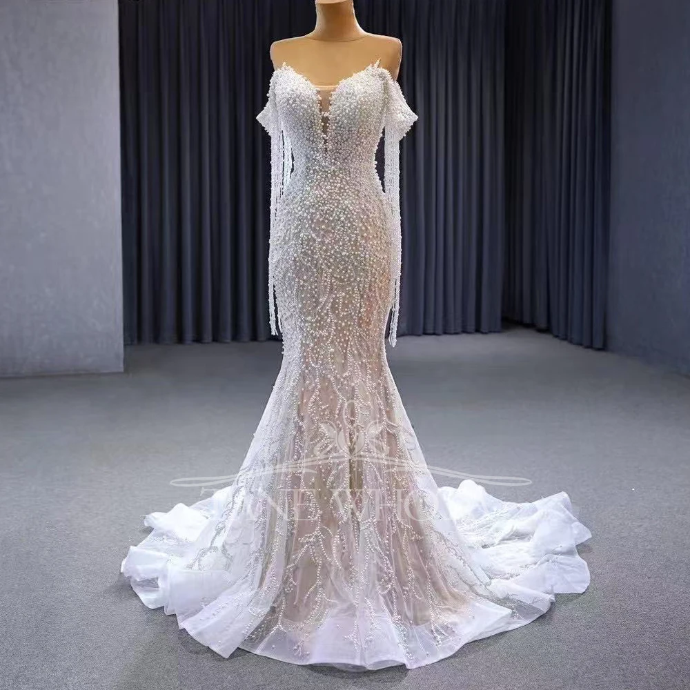 Gelinlik Sweetheart con spalle scoperte Abiti da sposa con lacci sul retro Perline Nappa Abito da sposa sexy Treno a sirena Personalizzato