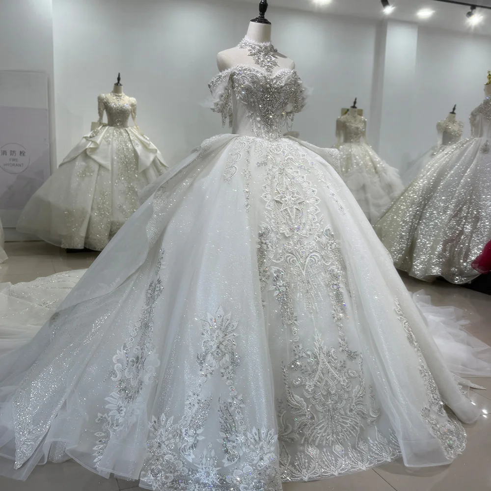 فستان زفاف بدون أكتاف على شكل قلب وأربطة من الخلف فستان زفاف مخصص للنساء 2025 فساتين زفاف العروس الرئيسية الجديدة