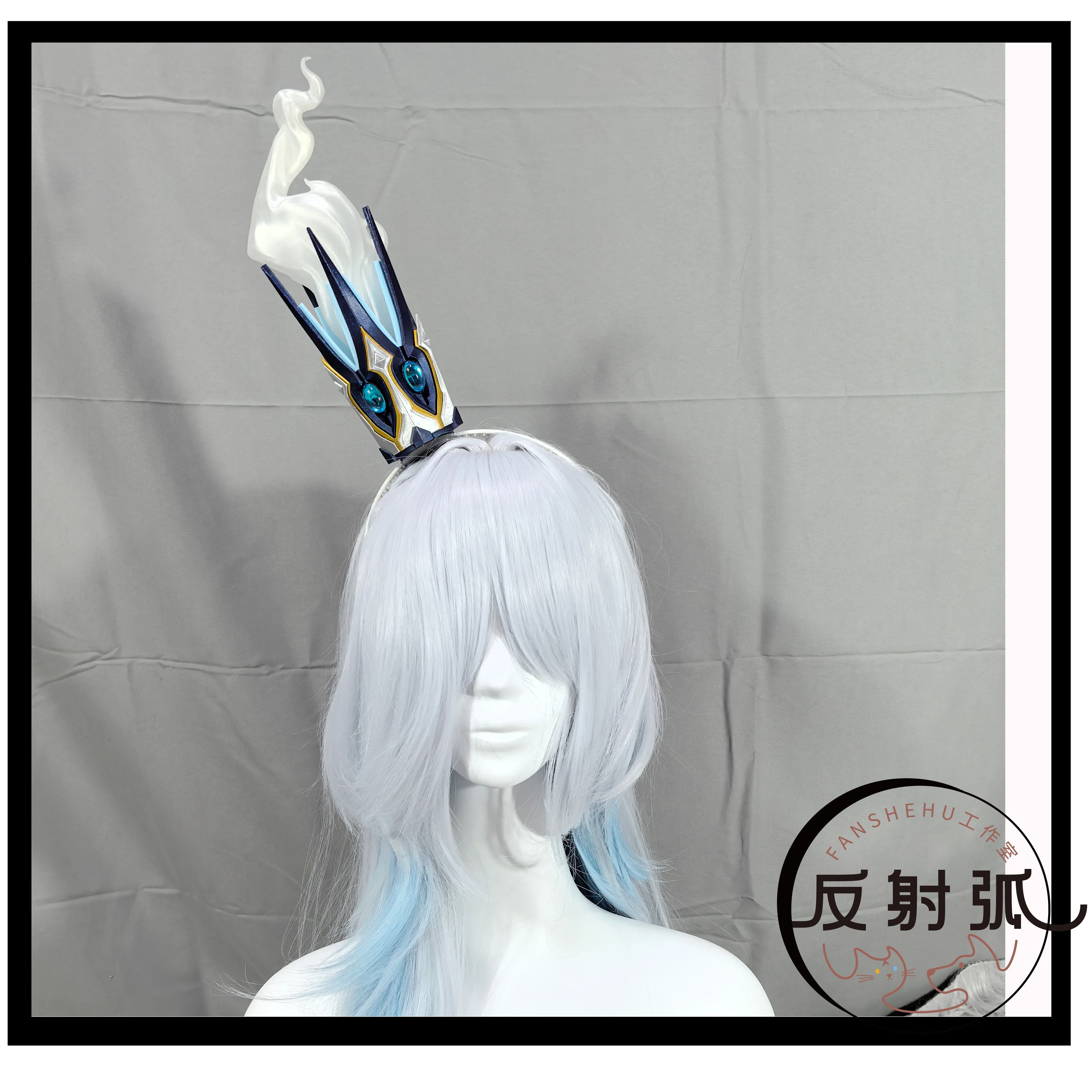 

Game Honkai：Star Rail Cerydra Crown Can Emit Light Cosplay Props Halloween Christmas Party Props for Comic Show Excluding Flames