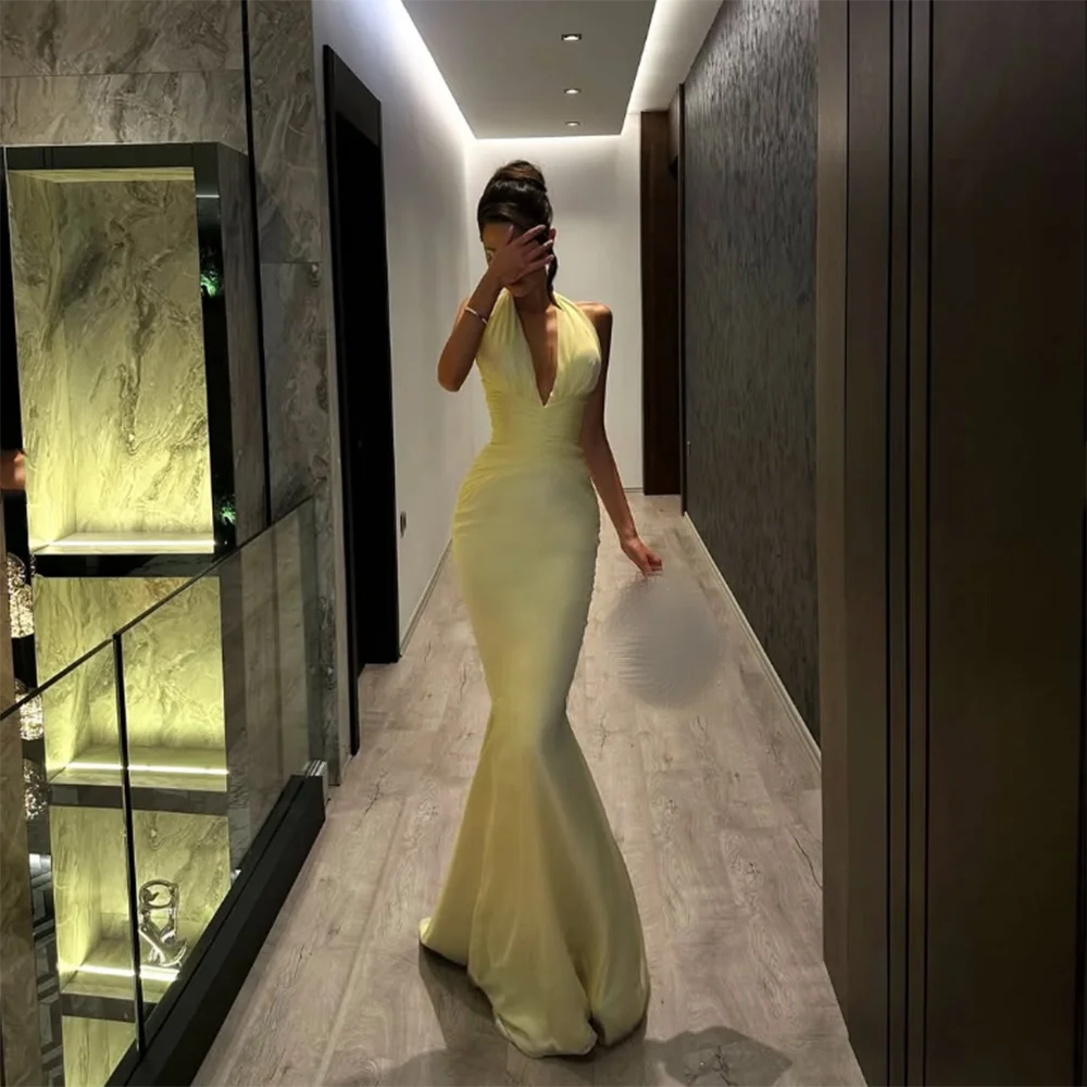 

Customized Sexy Halter Deep-V Evening Dresses Simple Backless Sleeveless Pleat Sweep Train Prom Gown Long mermaid Party Dress