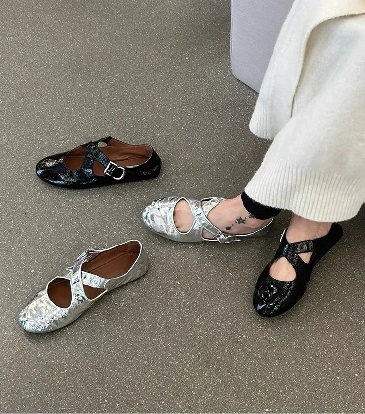 TRAF, zapatos planos individuales de cuero plateado para mujer, zapatos cómodos con correa cruzada elegante, zapatos individuales informales para exteriores de primavera 2025