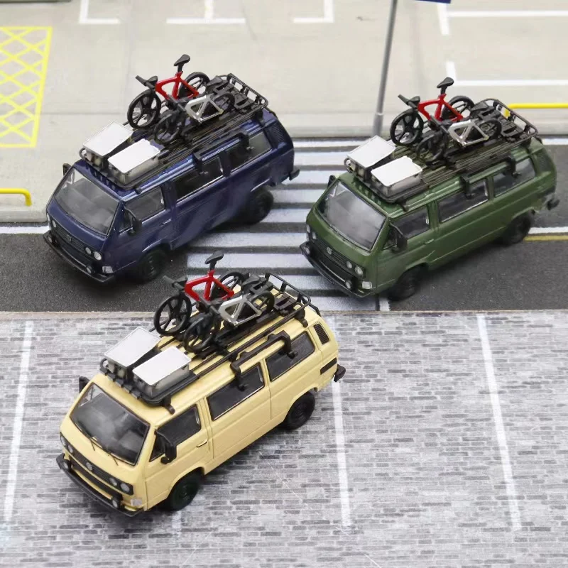 Master 1:64 1985 T3 Van Diecast Model Car