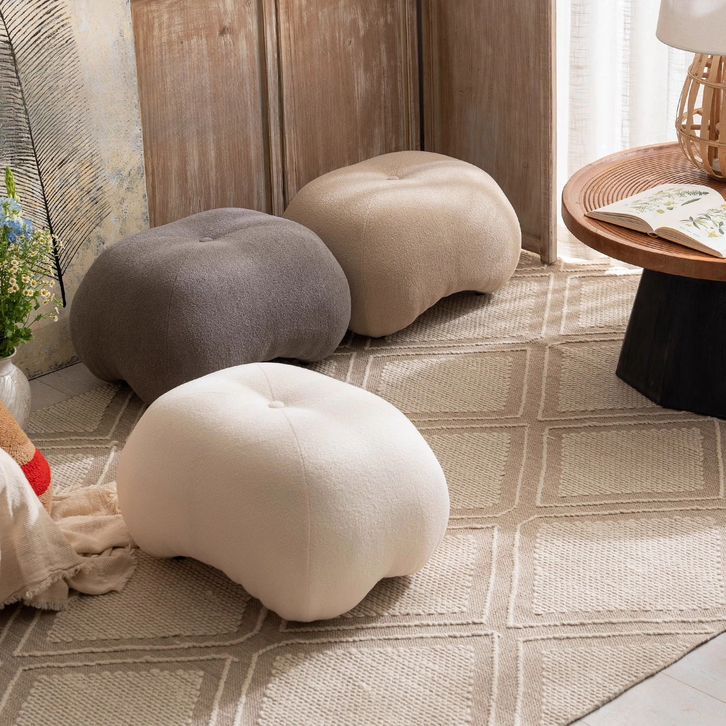 #q forNordic-style living room sofa footrest, bedroom makeup stool, simple Lazy Miss Cute shoe-changing stool*
