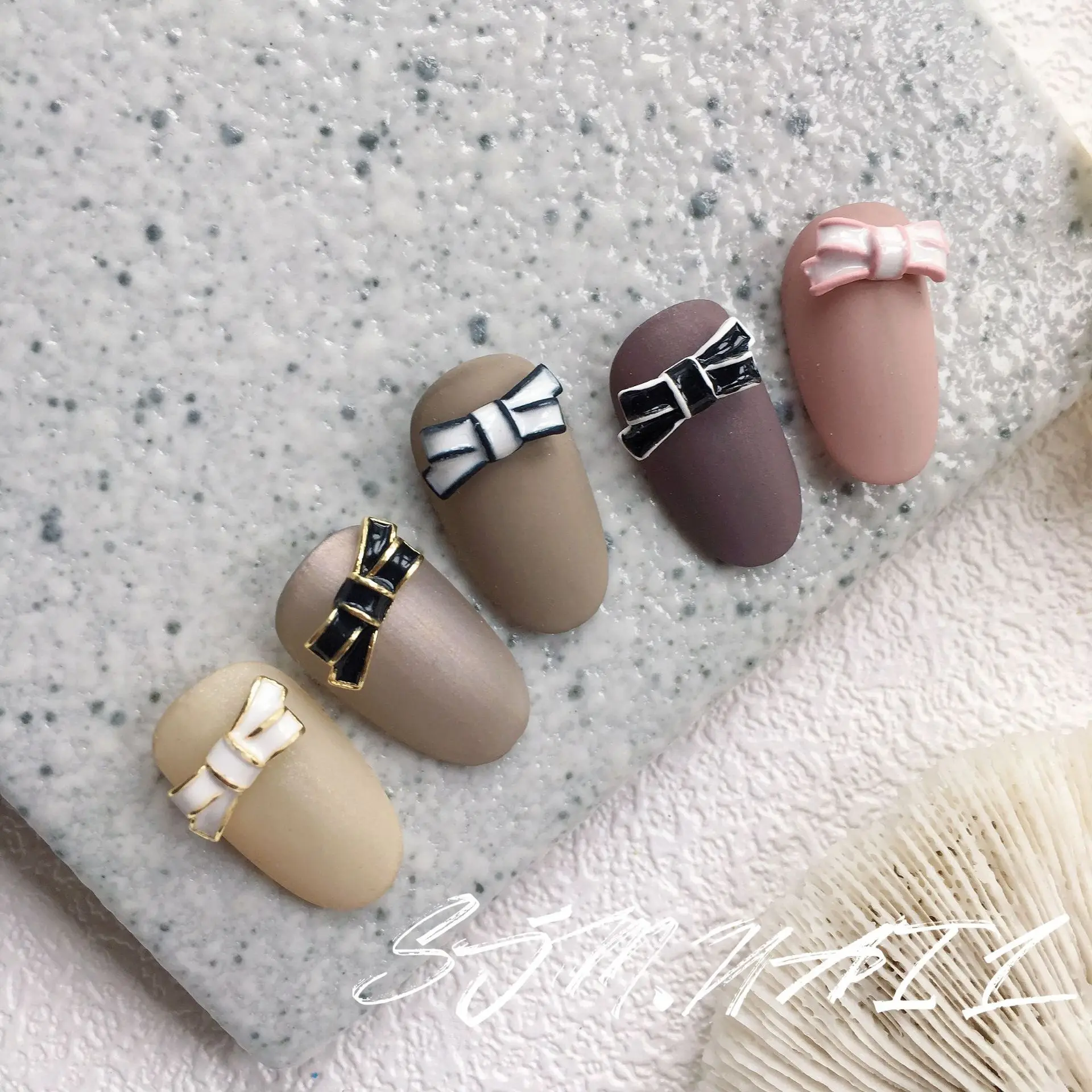 10pcs ออกแบบเล็บ Charms โลหะ Bow Tie หรูหราเล็บ DIY เล็บศิลปะเล็บเครื่องประดับขายส่ง