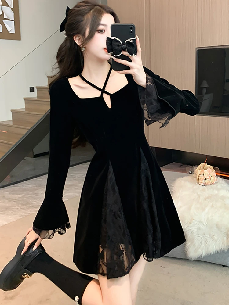 Autumn Winter Black Velvet Square Collar Sexy Dress Women Luxury Elegant Patchwork Lace Long Dress 2024 Korean Festival Dresses