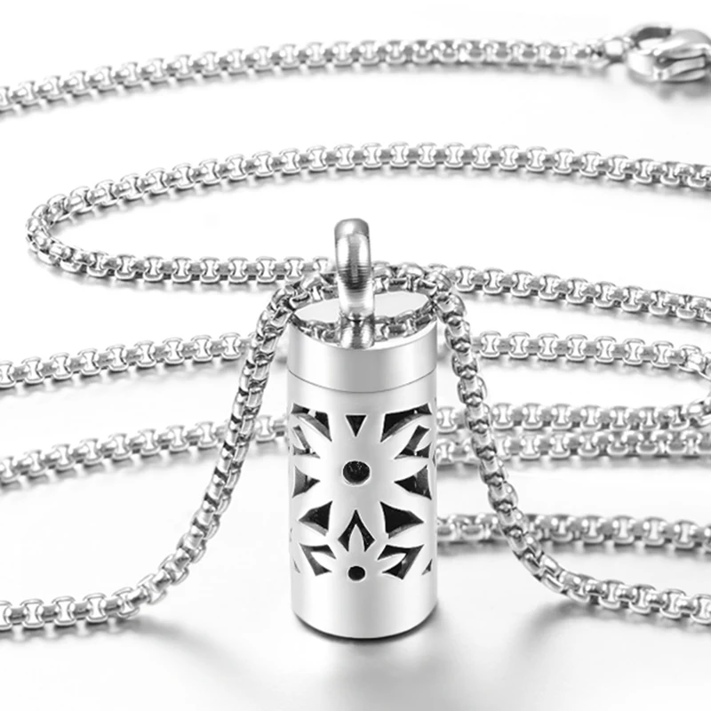 2024 New Stainless Steel Aromatherapy Jewelry Pendant Flowers Pattern Hollow Out Perfume Lockets Essential Oil Diffuser Necklace