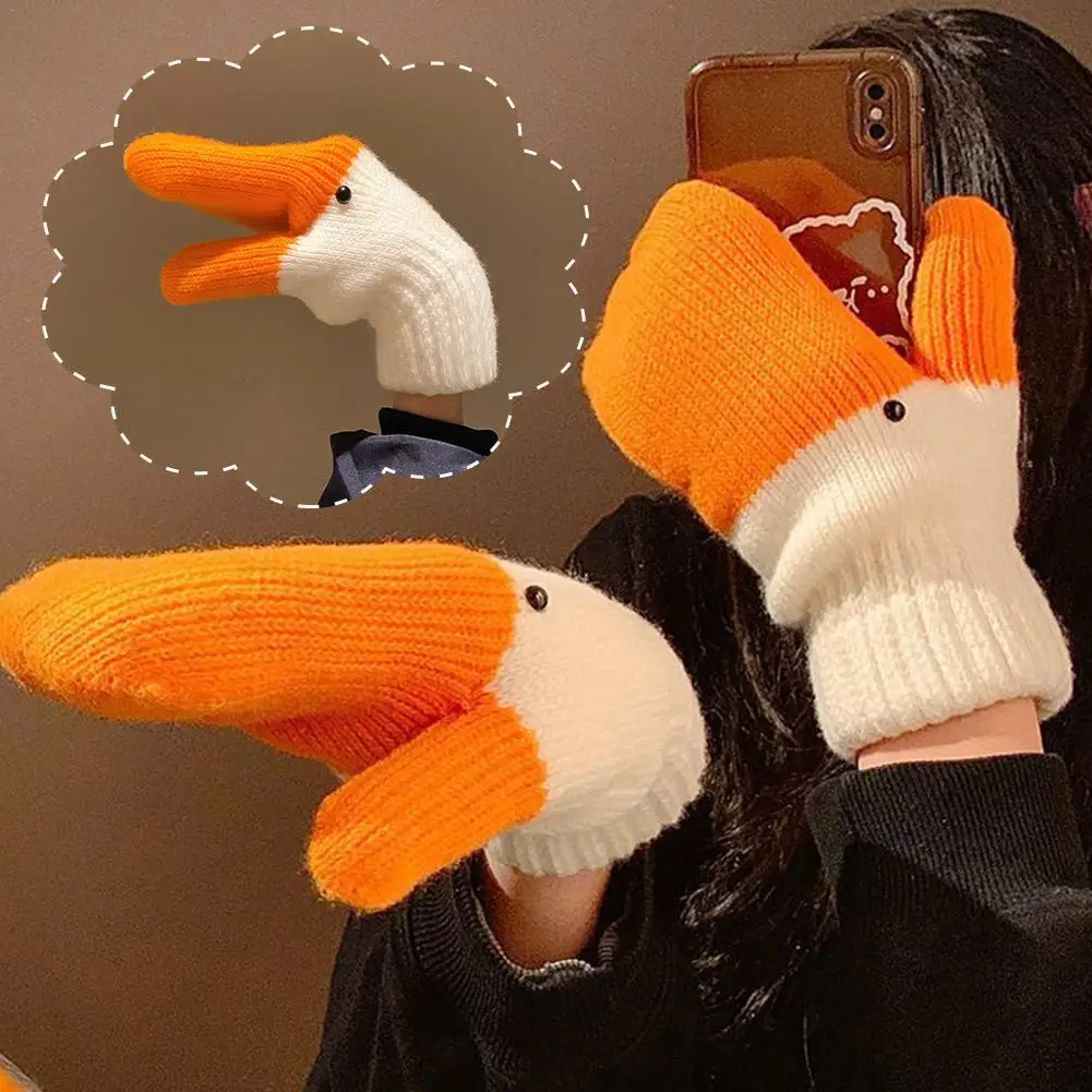 New Creative Winter Cold Resistant Warm Gloves Funny Goose Full Finger Gloves Hand Knitted Connected Fingers Swan Gloves