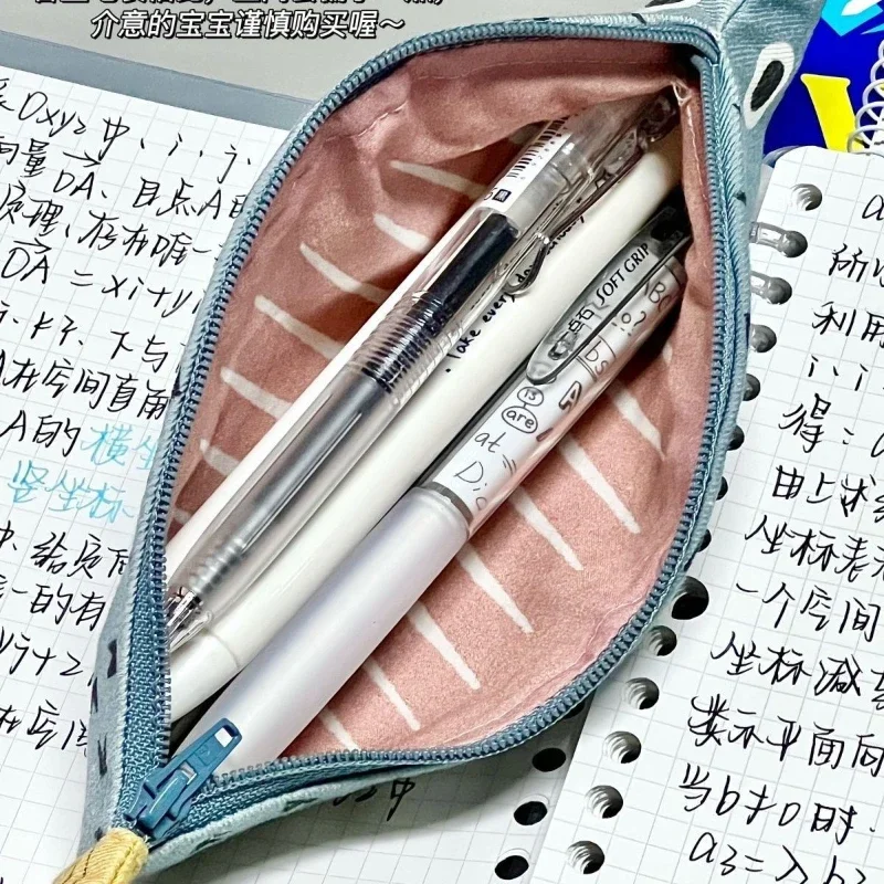 Fish Shape Novelty Pencil Case Fish Pen Bag Fish Coin Purse Funny Pencil Pouch with Simulated Fishbone Lining Makeup Storage Bag