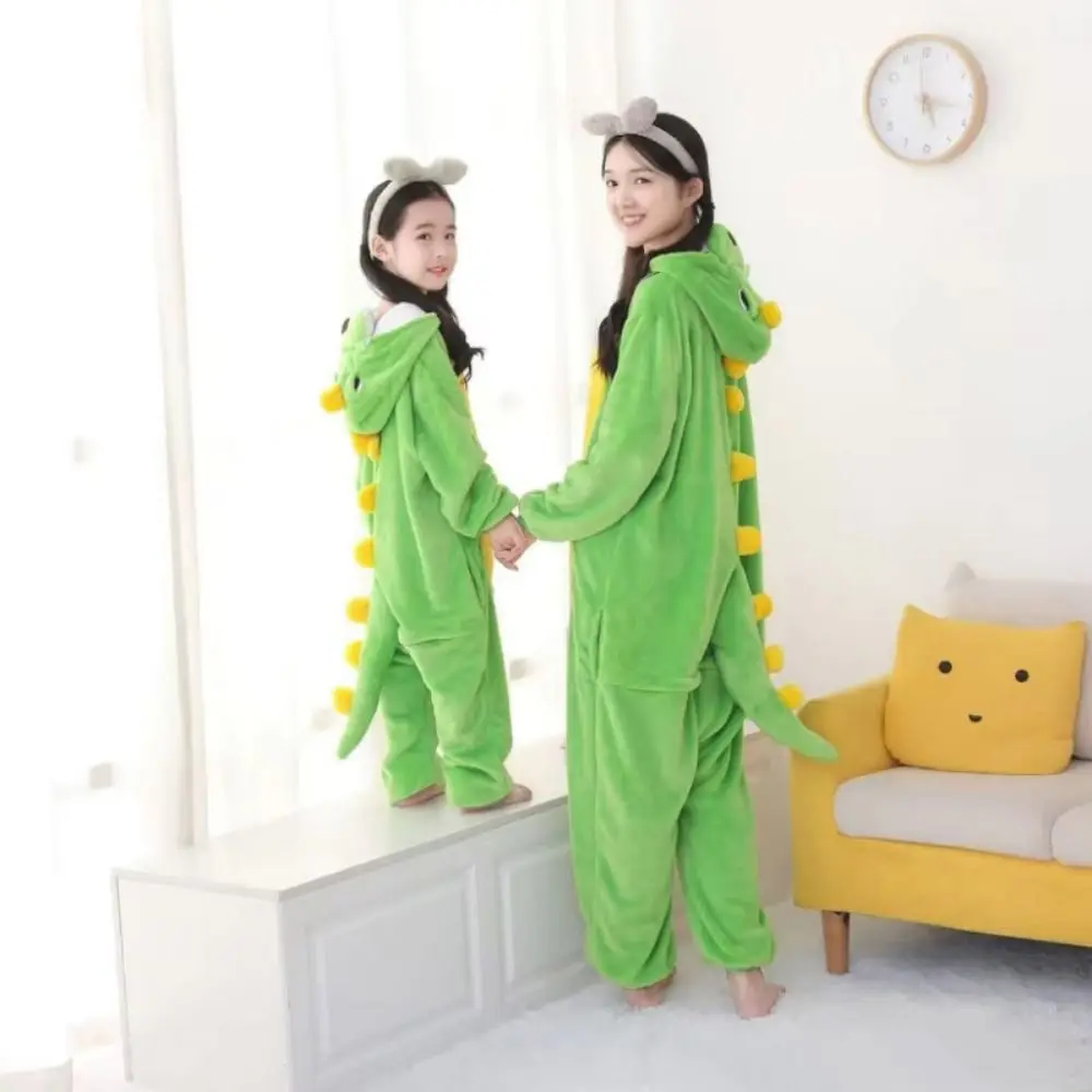 Outfits Flanell-Pyjamas Cartoon Grüne Overalls Warme Bequeme Tier-Cosplay-Kostüme für Frauen – Detail 4