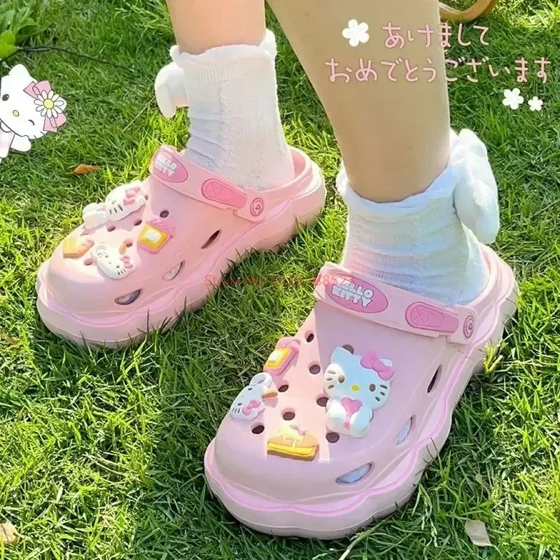 Sanrio New Cute Hello Kitty Kuromi Cinnamoroll Clogs Summer Kawaii Fashion Sandals Y2k Flat Shoes Anime Sanrio Slipper Girl Gift