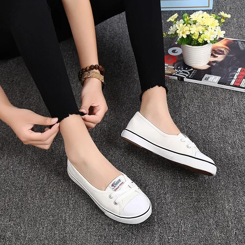 New Fashion Sneakers Women Canvas Shoes Student Casual Loafers Woman Flats Ladies Lace-up Female Vulcanize Shoes Quality