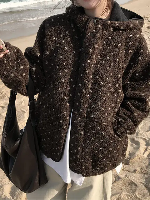 

Шикарная зимняя новая шапка из овчины, женская тюнер маленького размера, свободная хлопковая одежда с ленивым дизайном, китайский бренд