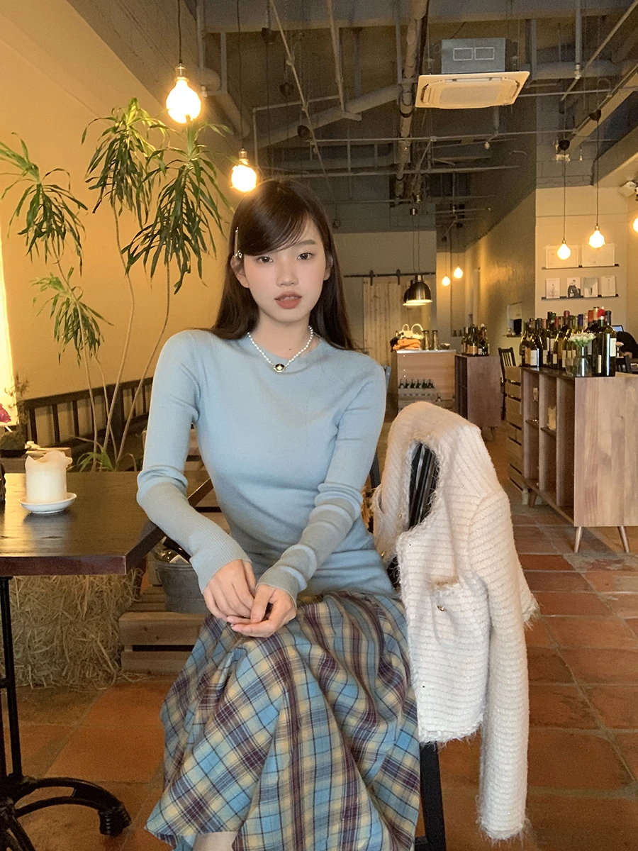 سترة محبوكة زرقاء بأكمام طويلة للنساء، تصميم عصري جديد للخريف، مريحة بأسلوب كسول، طبقة أساسية بأسلوب G