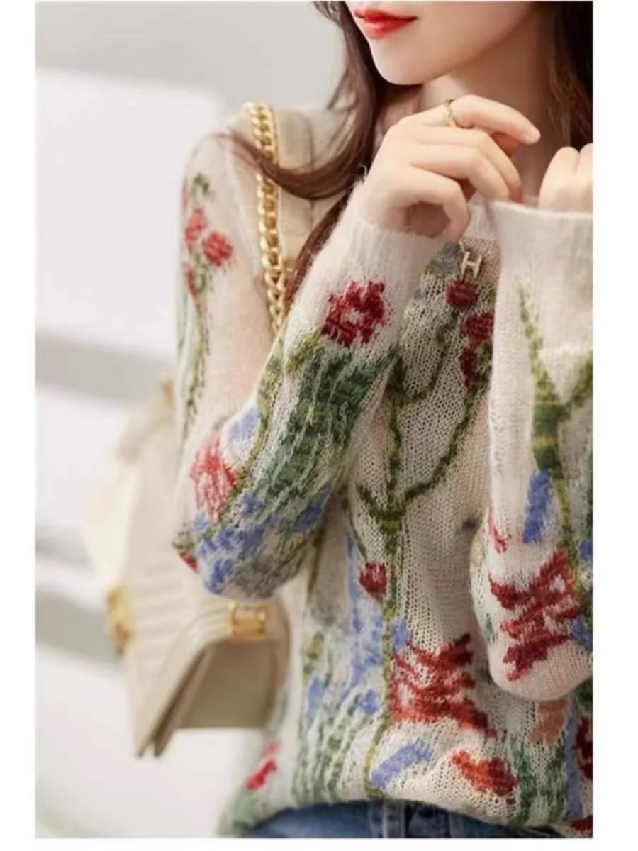

Ladies' Large Size Retro Embroidered Hollow out Knitted Sweater round Ne Loose Lazy Camere Knitwear Faionable Commute S...