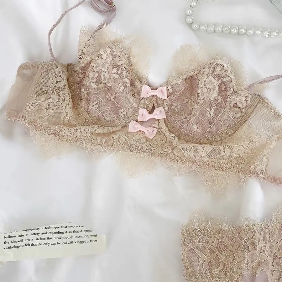 French sexy lace big boobs show small lingerie small boobs gathered thin summer bra set