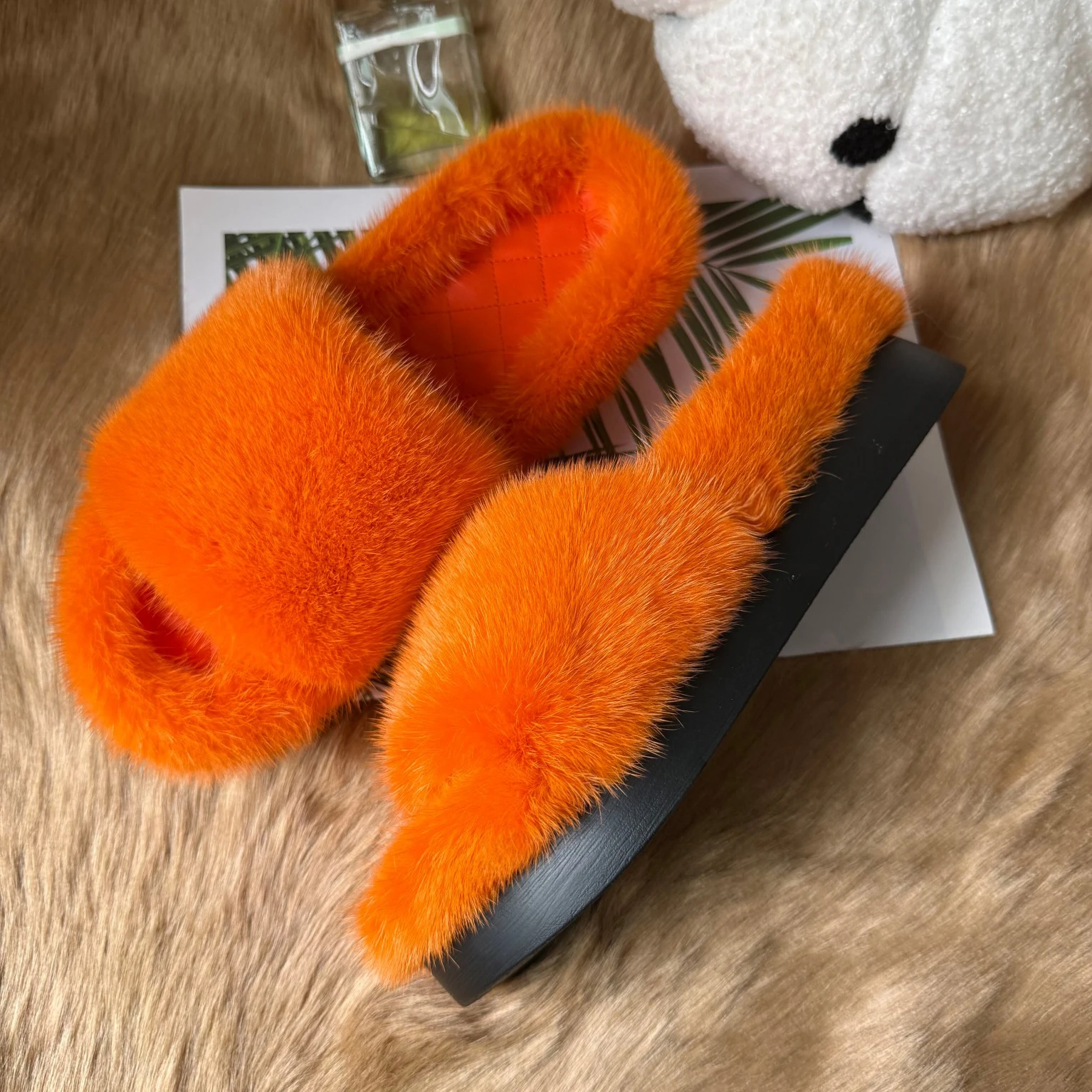 Dicke, warme Hausschuhe aus echtem Nerzfell für Damen, flauschige Pantoffeln, luxuriöse, warme Plüschfell-Schuhe für den Winter. – Detail 14