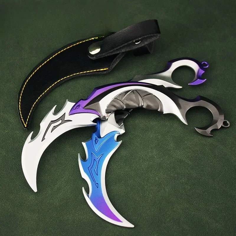 Valorant Keychain Melee Reaver 2.0 Karambit Knife 16cm Metal M4 Anime Figure Cosplay Weapon Samurai Sword Gift Toy for Boys