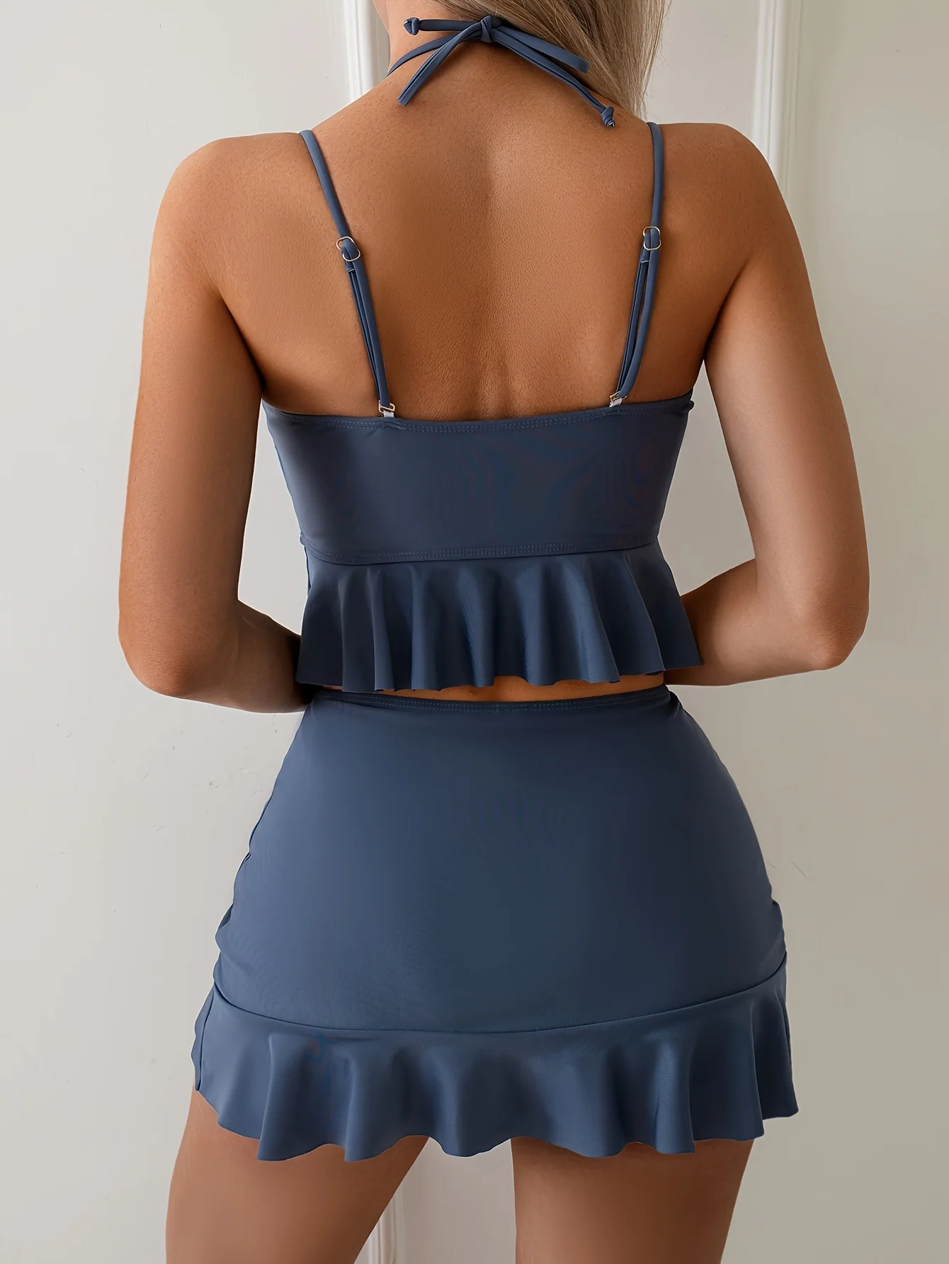 New Sexy Lady's Three-piece Tankini Set with Sling, Halter Neck And Tube Top. Multiple Ways to Wear. Perfect for Sexy Beach