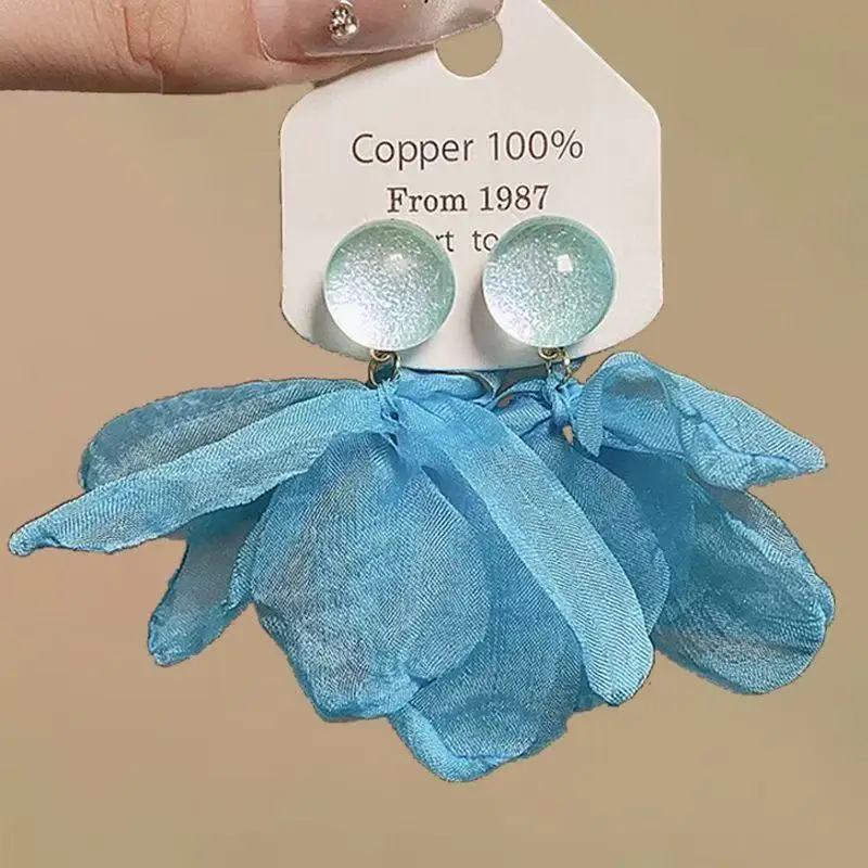 Böhmische Blaue Tüll-Blumen-Ohrringe für Frauen Romantische Fairycore Mehrschichtige Organza-Blütenblatt-Ohrringe Urlaub Strand Hochzeit Schmuck