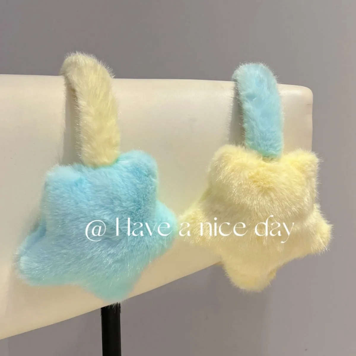 Cute Star Pattern Warm Earmuffs Windproof Anti Frost Headphone Style for Winter Cycling Students