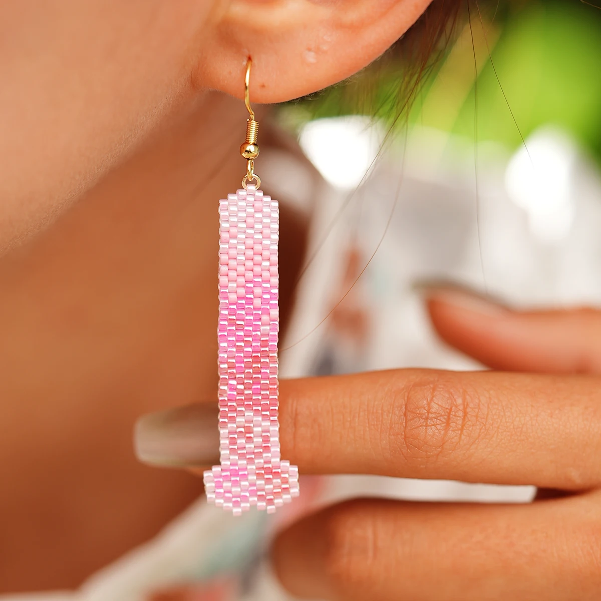 ZGMXR Bohemia Pattern Rice Bead Earrings for Women Hand Woven Colorful Clouds Creative Fashion Pink Alloy Beaded Jewelry