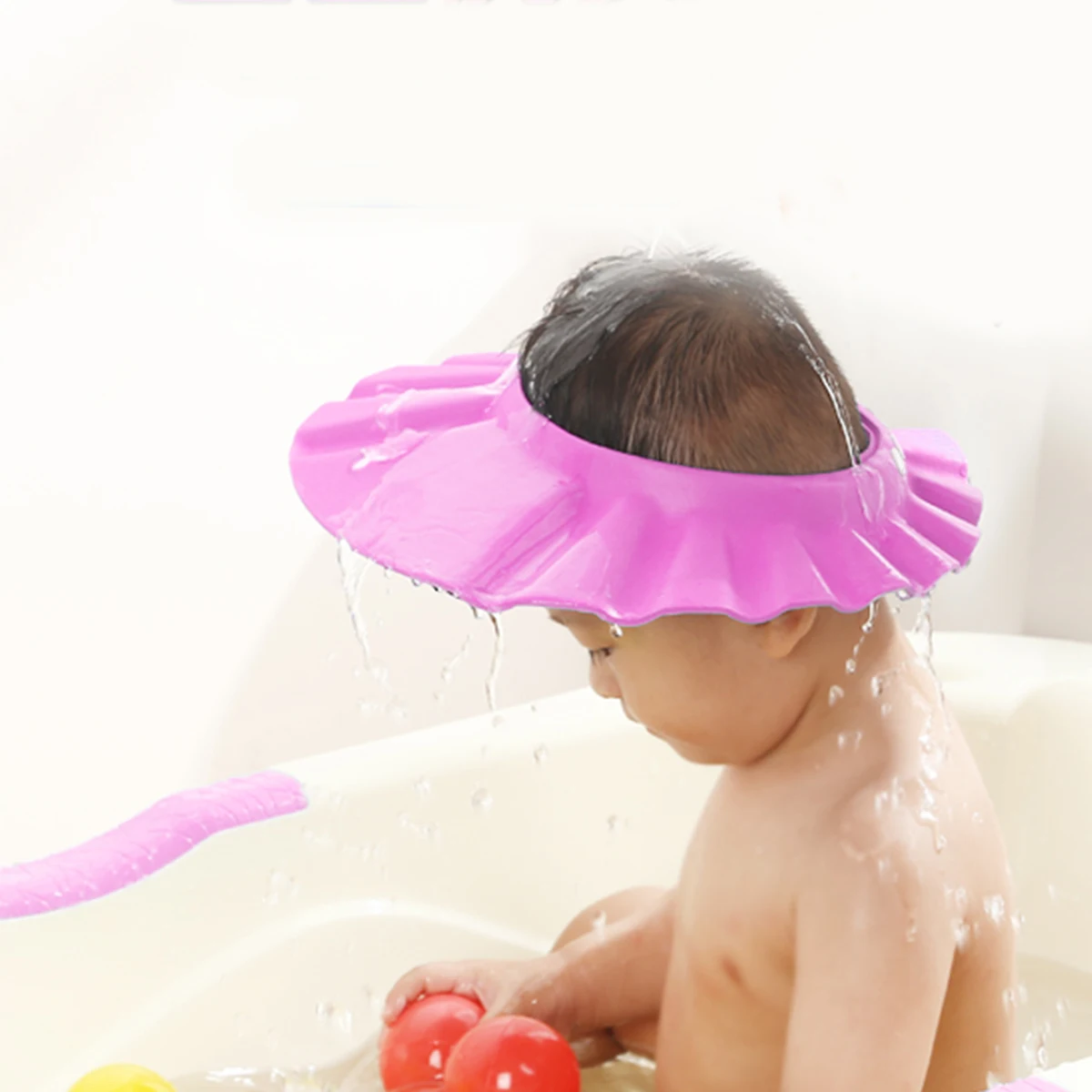 

Adjustable Baby Bathing Hair Wash Shampoo Shield Hat 3-60 Months 40-55Cm Head Circumference Water Resistant Protection Cap Light