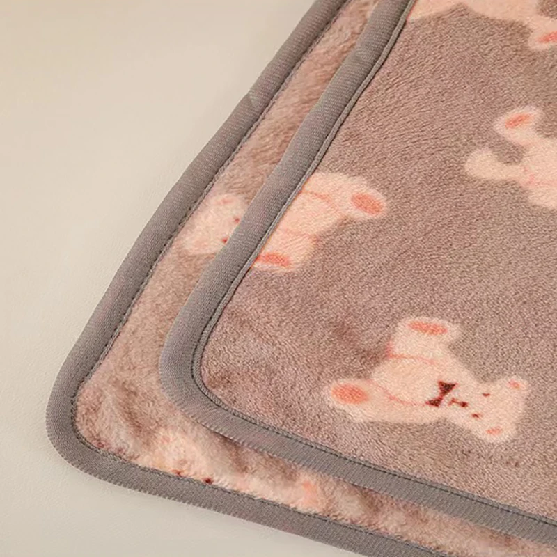 MADDEN Soft Pet Blanket Spring Warm Dog Bed Blanket Cute Pet Sheets Warm Mat Comfortable Cat Dog Pad Blanket Pet Accessories