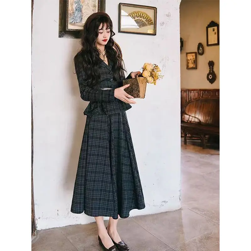 인소즈크드 가을 신상 브리티시 레트로 플래드 수트 허리 슬림 숏 수트 코트 A라인 롱 스커트 세트 투피스 여성 의류