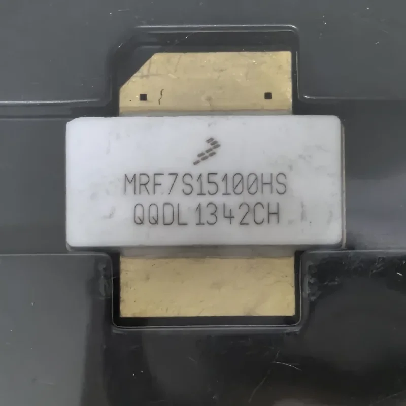 

MRF7S15100HS MRF7S15100HSR3 1470-1510MHZ 100W RF Power Field Effect Transistors N-Channel Enhancement-Mode Lateral MOSFETs