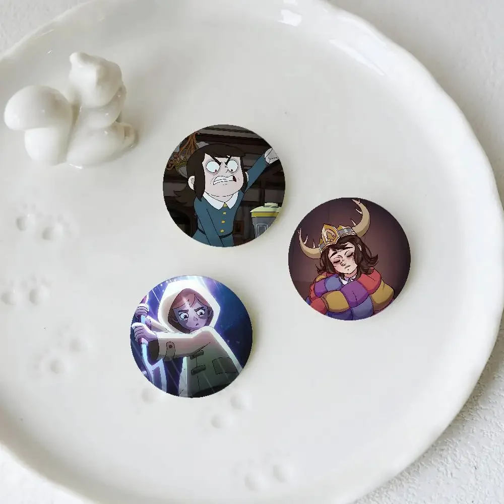 H-مسكون فندق شارات الإبداعية صفيح زر دبابيس بروش الإبداعية يقتبس شارة الملابس على ظهره مجوهرات هدية للأطفال الأصدقاء