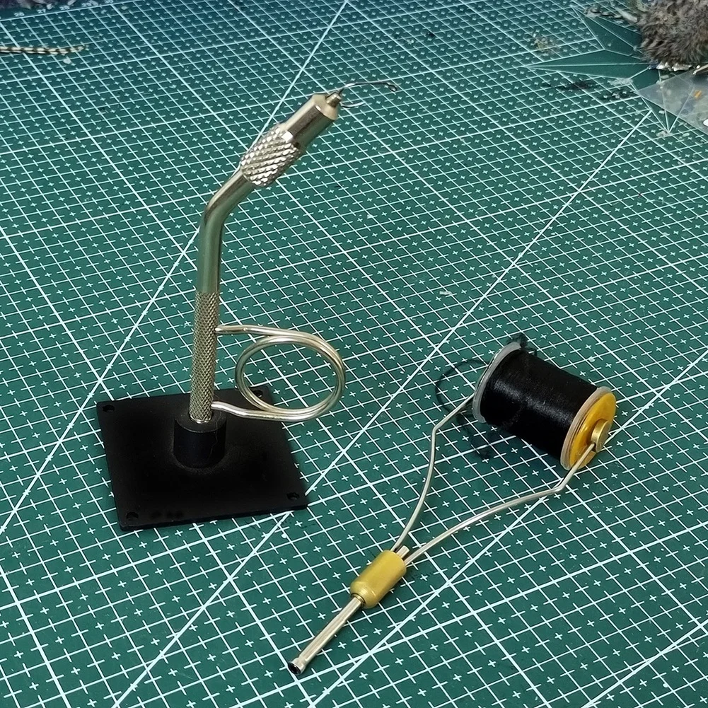 Silver Fly Tying Vise Compact Fly Tying Vise Fishing Tool Ergonomic Handle Secure Screw Mechanism For Fly Fishing