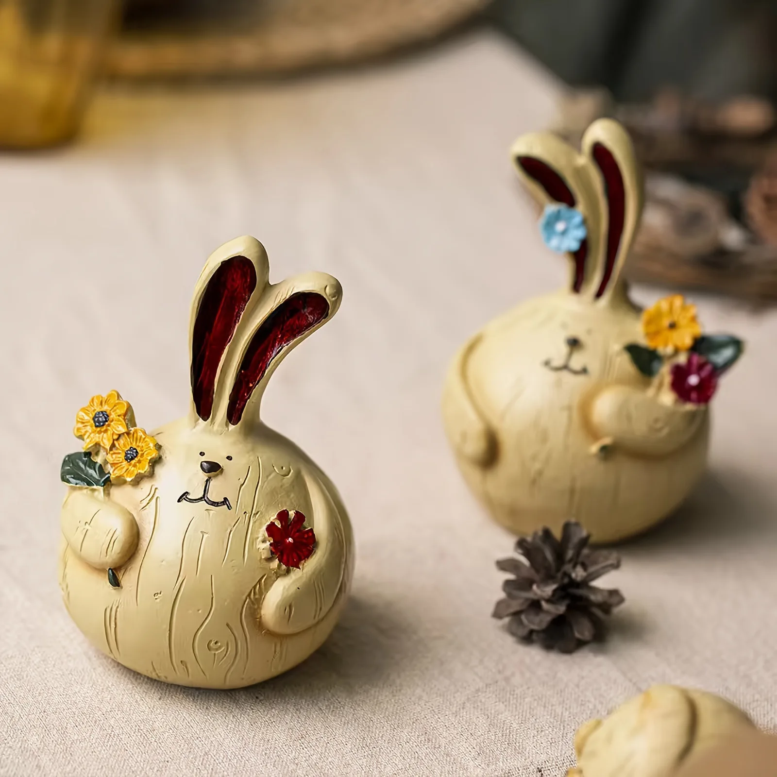 

‌Resin Easter Bunny‌ - Hand-Painted Garlic Rabbit Decor for Home & Office